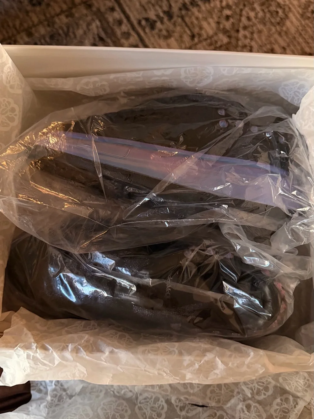 NWT Alexander McQueen Sneakers Oversized Iridescent Black